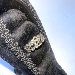 Silver Textured Ring‎